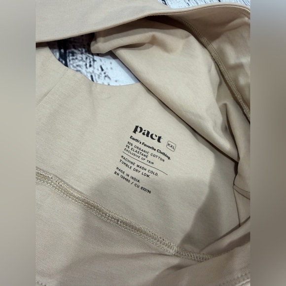 Pact Organic Everyday Classic T-Shirt Bra in Sesame - Picture 4 of 5